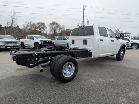 More photos of 2026 Ram 3500 Chassis Cab Tradesman at Woody Folsom Chrysler Dodge Jeep Ram of Vidalia, GA