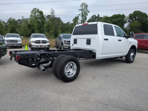 More photos of 2026 Ram 3500 Chassis Cab Tradesman at Woody Folsom Chrysler Dodge Jeep Ram of Vidalia, GA