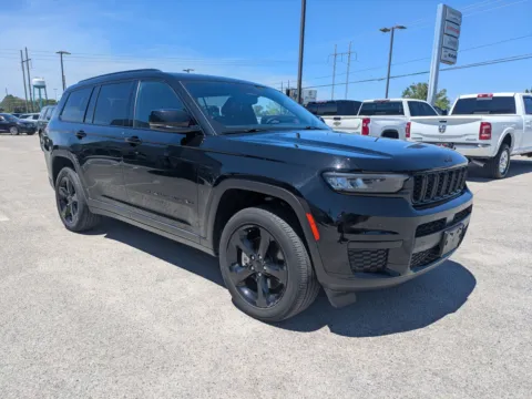 Black 2023 Jeep Grand Cherokee L Altitude for sale in Vidalia, GA