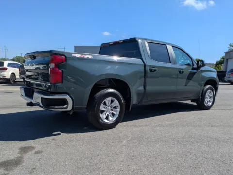 More photos of 2025 Chevrolet Silverado 1500 LT at Woody Folsom Chrysler Dodge Jeep Ram of Vidalia, GA
