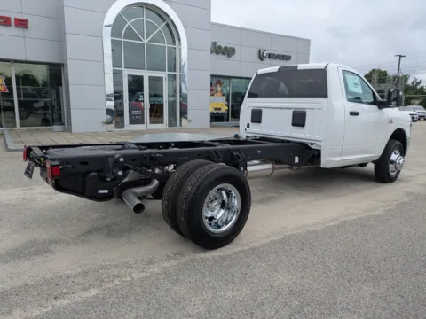 More photos of 2026 Ram 3500 Chassis Cab Tradesman at Woody Folsom Chrysler Dodge Jeep Ram of Vidalia, GA
