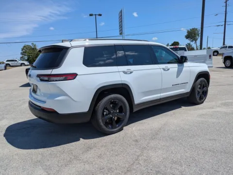 More photos of 2026 Jeep Grand Cherokee L Limited at Woody Folsom Chrysler Dodge Jeep Ram of Vidalia, GA