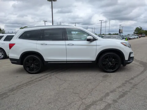 Another view of 2021 Honda Pilot Touring 7-Passenger for sale in Vidalia, GA at Woody Folsom Chrysler Dodge Jeep Ram of Vidalia