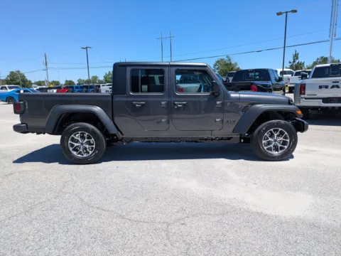 Another view of 2026 Jeep Gladiator Sport S for sale in Vidalia, GA at Woody Folsom Chrysler Dodge Jeep Ram of Vidalia