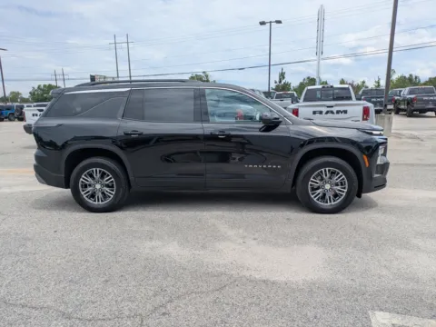 Another view of 2025 Chevrolet Traverse FWD LT for sale in Vidalia, GA at Woody Folsom Chrysler Dodge Jeep Ram of Vidalia