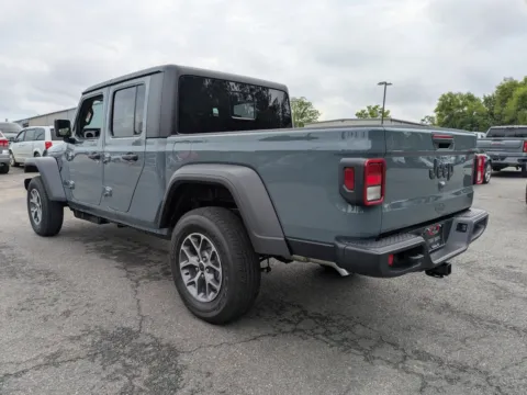 More photos of 2026 Jeep Gladiator Sport S at Woody Folsom Chrysler Dodge Jeep Ram of Vidalia, GA