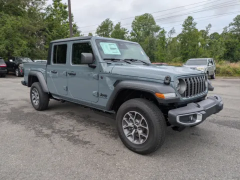 Photos of 2026 Jeep Gladiator Sport S for sale in Vidalia, GA at Woody Folsom Chrysler Dodge Jeep Ram of Vidalia