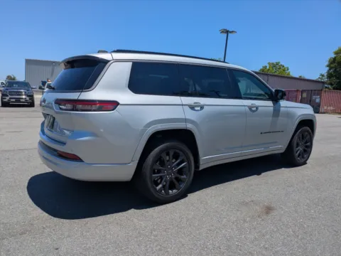 More photos of 2026 Jeep Grand Cherokee L Limited Reserve at Woody Folsom Chrysler Dodge Jeep Ram of Vidalia, GA