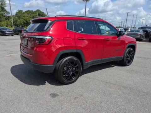 More photos of 2026 Jeep Compass Latitude Altitude at Woody Folsom Chrysler Dodge Jeep Ram of Vidalia, GA