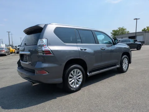 More photos of 2021 Lexus GX 460 Premium at Woody Folsom Chrysler Dodge Jeep Ram of Vidalia, GA
