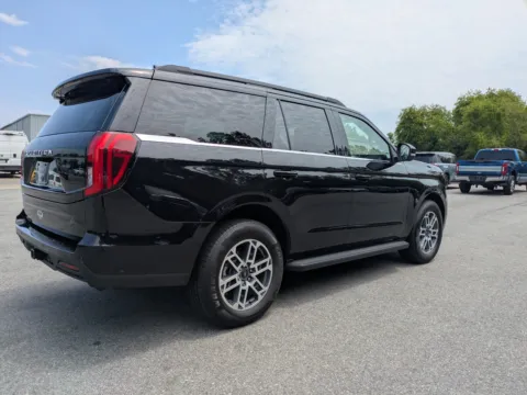 More photos of 2025 Ford Expedition Active at Woody Folsom Chrysler Dodge Jeep Ram of Vidalia, GA
