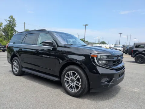 Photos of 2025 Ford Expedition Active for sale in Vidalia, GA at Woody Folsom Chrysler Dodge Jeep Ram of Vidalia
