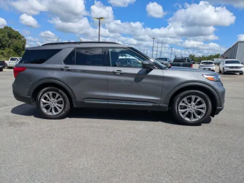 Another view of 2022 Ford Explorer XLT for sale in Vidalia, GA at Woody Folsom Chrysler Dodge Jeep Ram of Vidalia