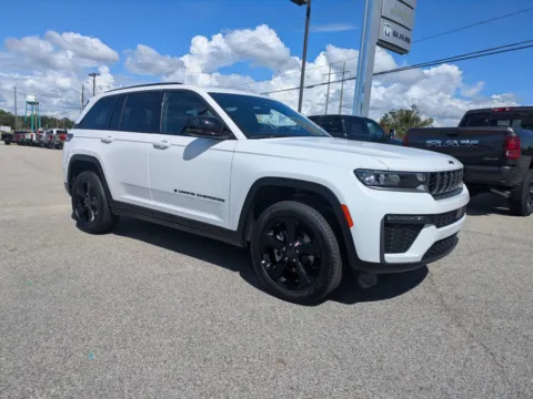 Photos of 2027 Jeep Grand Cherokee Limited for sale in Vidalia, GA at Woody Folsom Chrysler Dodge Jeep Ram of Vidalia