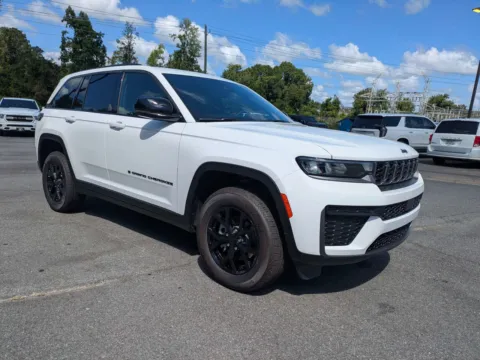 White 2026 Jeep Grand Cherokee Laredo Altitude for sale in Vidalia, GA