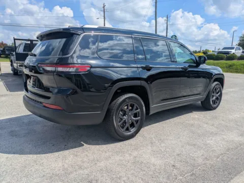 More photos of 2027 Jeep Grand Cherokee L Laredo Altitude at Woody Folsom Chrysler Dodge Jeep Ram of Vidalia, GA