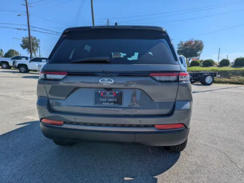 More photos of 2027 Jeep Grand Cherokee Laredo Altitude at Woody Folsom Chrysler Dodge Jeep Ram of Vidalia, GA