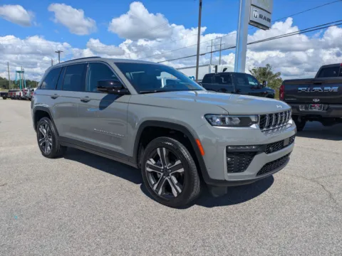 Gray 2027 Jeep Grand Cherokee Limited for sale in Vidalia, GA