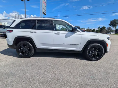 Another view of 2027 Jeep Grand Cherokee Limited Reserve for sale in Vidalia, GA at Woody Folsom Chrysler Dodge Jeep Ram of Vidalia