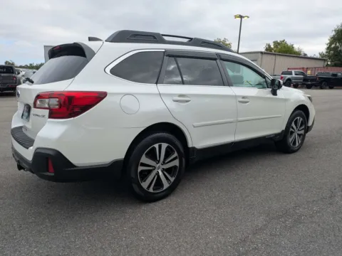 More photos of 2019 Subaru Outback Limited at Woody Folsom Chrysler Dodge Jeep Ram of Vidalia, GA