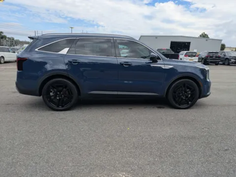 Another view of 2024 Kia Sorento S for sale in Vidalia, GA at Woody Folsom Chrysler Dodge Jeep Ram of Vidalia
