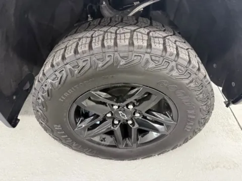 More photos of 2023 Chevrolet Silverado 1500 LT Trail Boss at Woody Folsom Automotive, Chevrolet GMC, GA