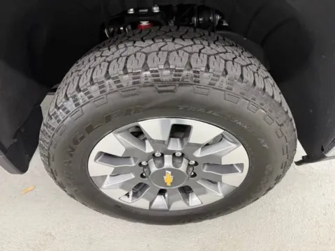 More photos of 2025 Chevrolet Silverado 2500HD LT at Woody Folsom Automotive, Chevrolet GMC, GA