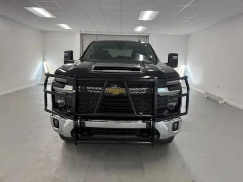 Photos of 2025 Chevrolet Silverado 2500HD LT for sale in Baxley, GA at Woody Folsom Automotive, Chevrolet GMC