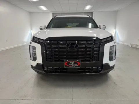 Photos of 2024 Hyundai Palisade Calligraphy Night Edition for sale in Baxley, GA at Woody Folsom Automotive, Chevrolet GMC