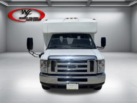 Photos of 2015 Ford Econoline Commercial Cutaway for sale in Baxley, GA at Woody Folsom Automotive, Chevrolet GMC