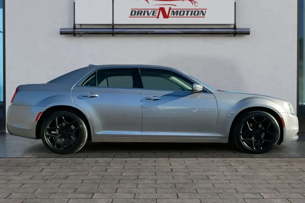 Photos of 2015 Chrysler 300 Limited Sedan 4D for sale in Greeley, CO at Drive N-Motion Greeley