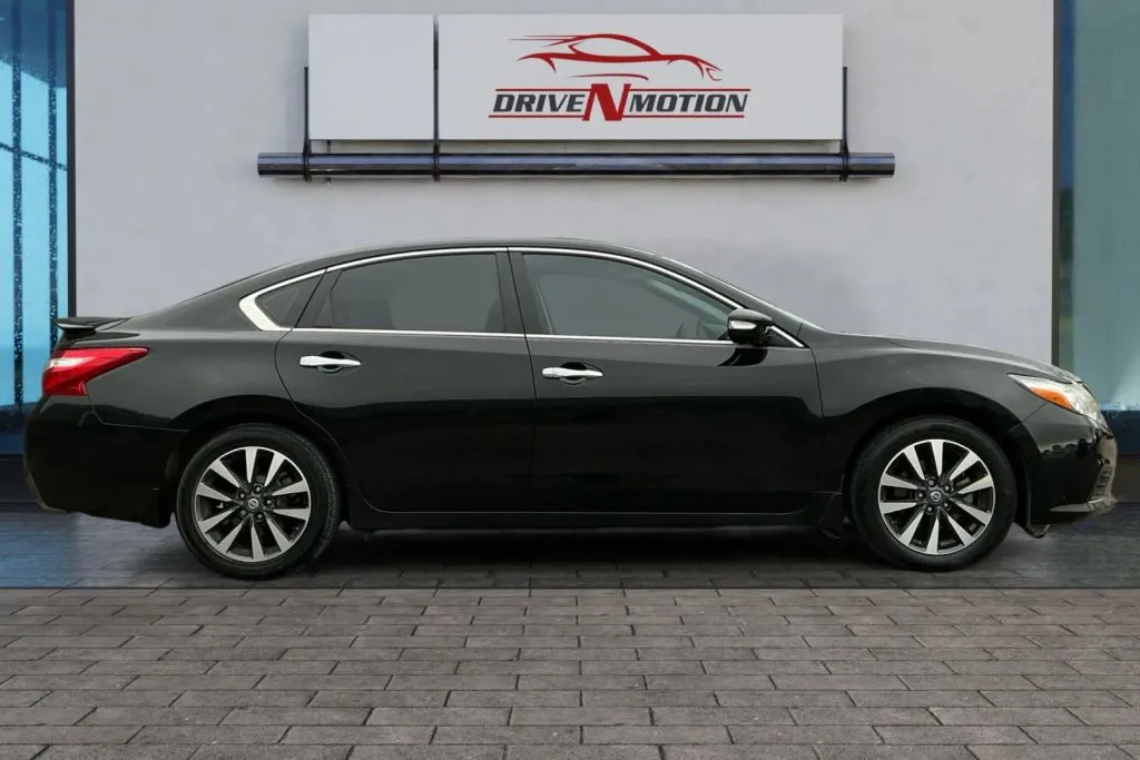 Photos of 2017 Nissan Altima 2.5 SV Sedan 4D for sale in Greeley, CO at Drive N-Motion Greeley