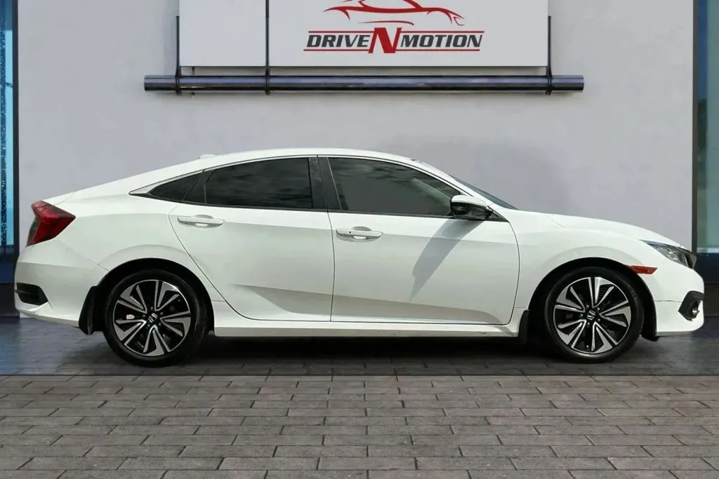 More photos of 2018 Honda Civic EX-L Sedan 4D at Drive N-Motion Greeley, CO