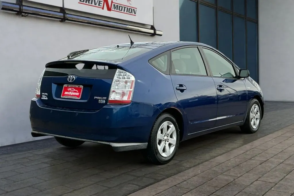 More photos of 2008 Toyota Prius Hatchback 4D at Drive N-Motion Greeley, CO