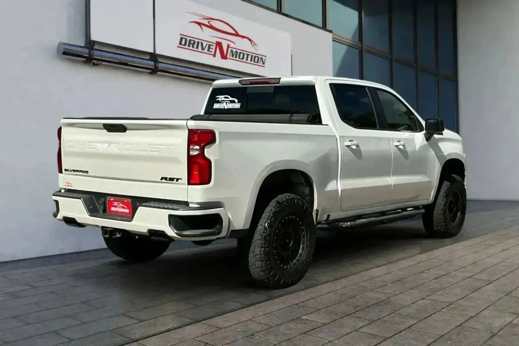 More photos of 2019 Chevrolet Silverado 1500 Crew Cab RST Pickup 4D 5 3/4 ft at Drive N-Motion Greeley, CO