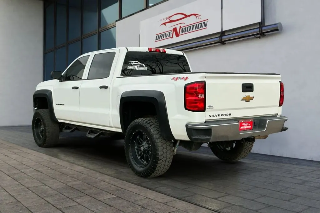 More photos of 2014 Chevrolet Silverado 1500 Crew Cab LT Pickup 4D 5 3/4 ft at Drive N-Motion Greeley, CO