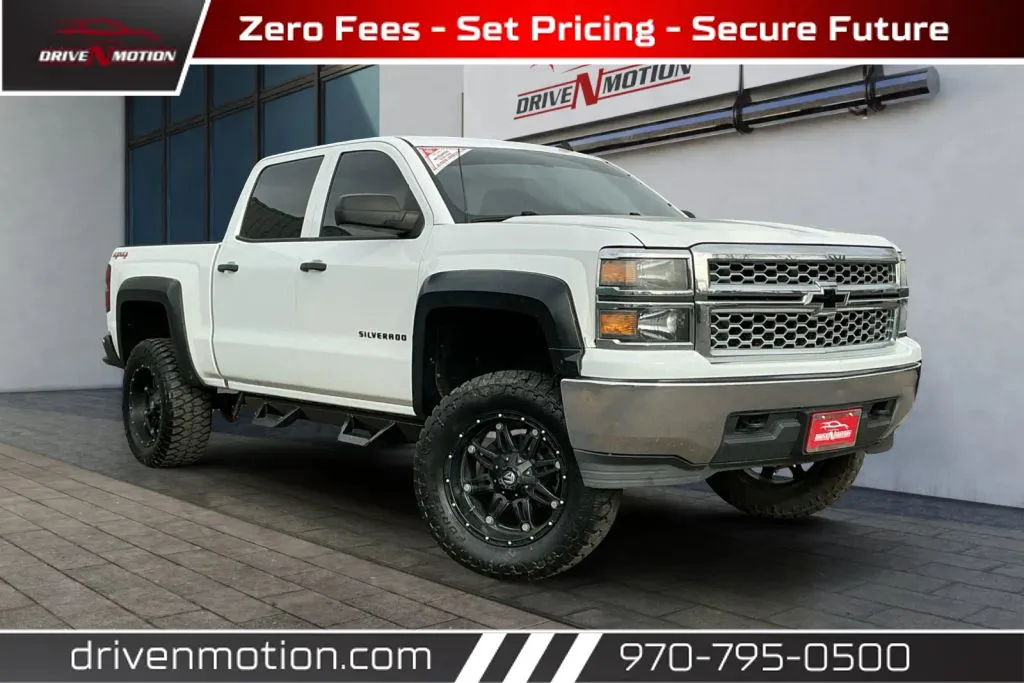 White 2014 Chevrolet Silverado 1500 Crew Cab LT Pickup 4D 5 3/4 ft for sale in Greeley, CO