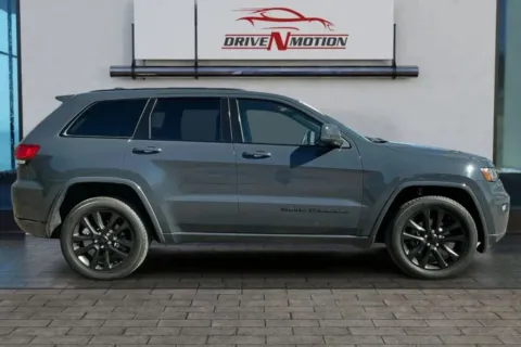 Another view of 2018 Jeep Grand Cherokee Altitude Sport Utility 4D for sale in Greeley, CO at Drive N-Motion Greeley
