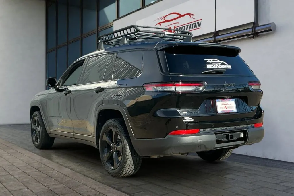 More photos of 2021 Jeep Grand Cherokee L Altitude Sport Utility 4D at Drive N-Motion Greeley, CO