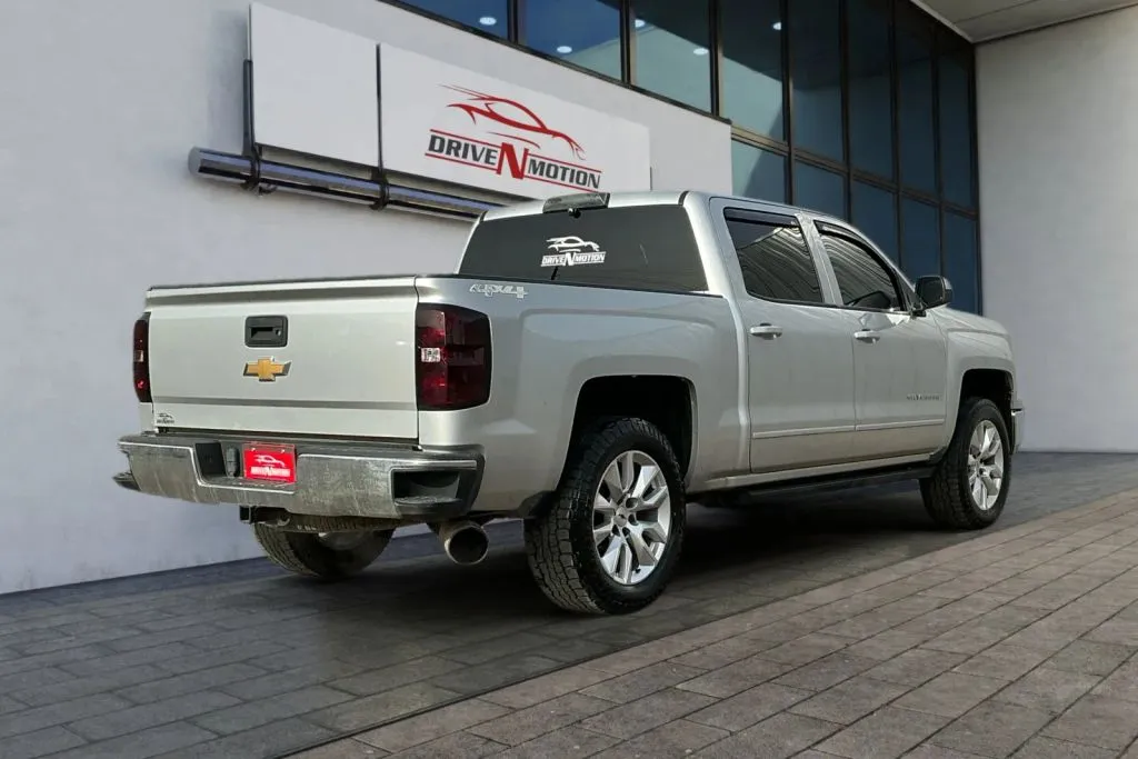 More photos of 2015 Chevrolet Silverado 1500 Crew Cab LT Pickup 4D 5 3/4 ft at Drive N-Motion Greeley, CO