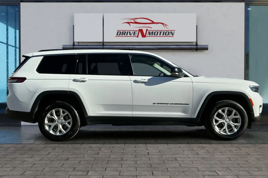 Another view of 2023 Jeep Grand Cherokee L Limited Sport Utility 4D for sale in Greeley, CO at Drive N-Motion Greeley