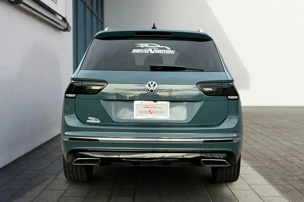 More photos of 2020 Volkswagen Tiguan SEL Premium R-Line 4MOTION Sport Utility 4D at Drive N-Motion Greeley, CO