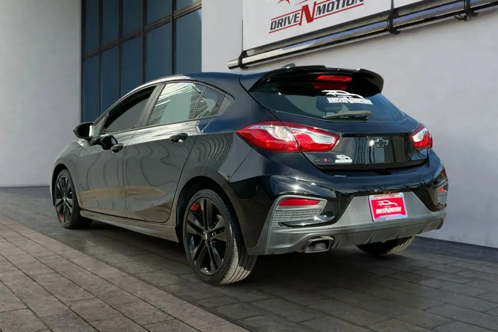 More photos of 2018 Chevrolet Cruze LT Hatchback 4D at Drive N-Motion Greeley, CO