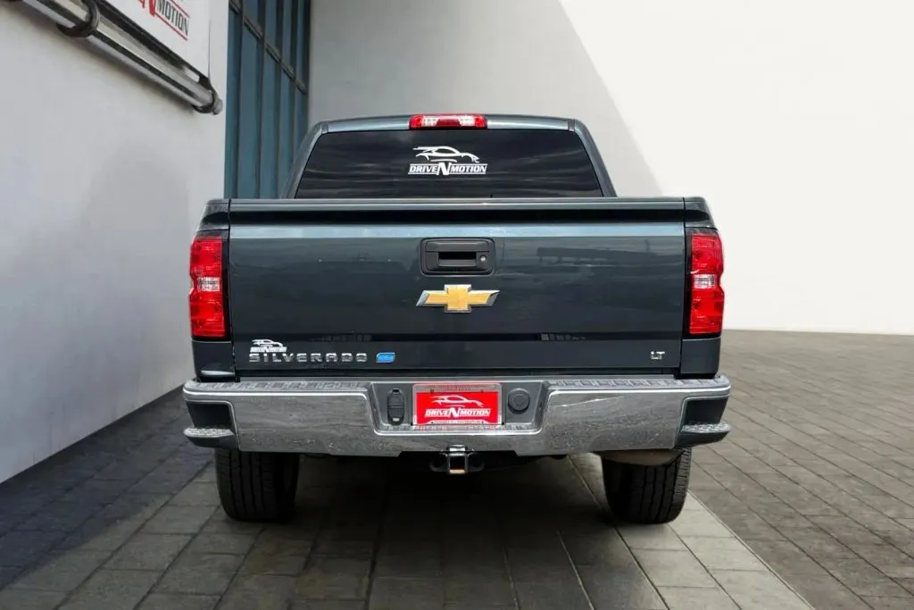 More photos of 2018 Chevrolet Silverado 1500 Crew Cab LT Pickup 4D 5 3/4 ft at Drive N-Motion Greeley, CO