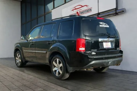 More photos of 2012 Honda Pilot Touring Sport Utility 4D at Drive N-Motion Greeley, CO