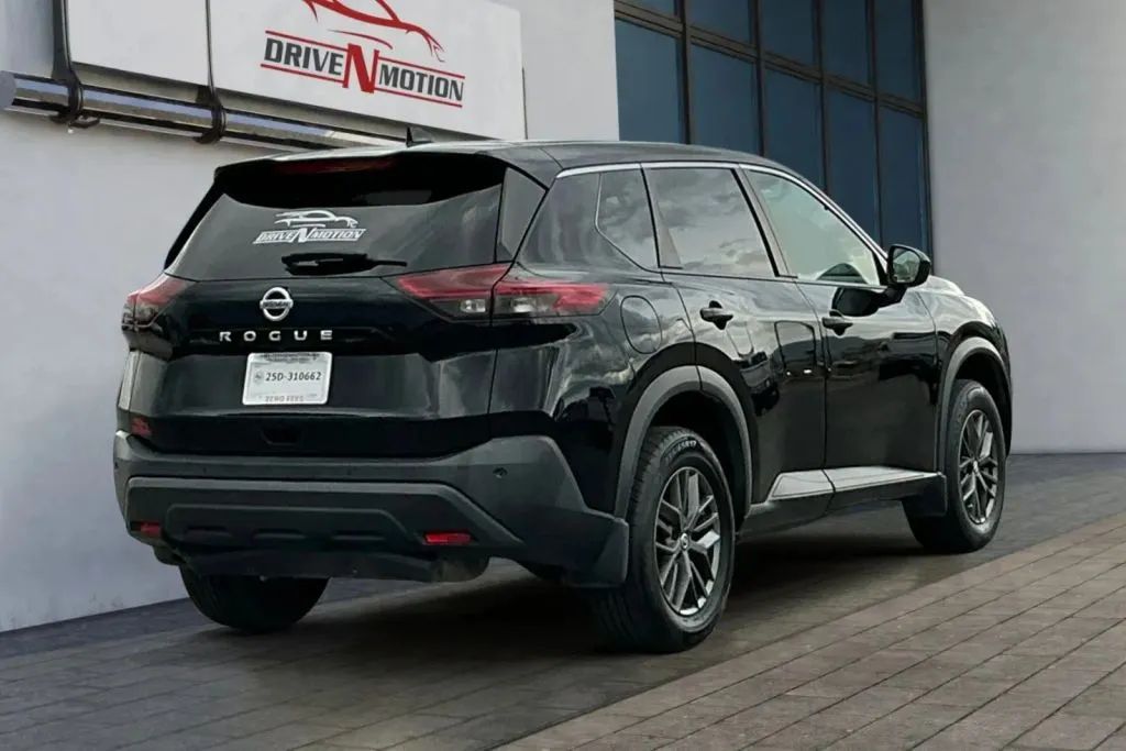More photos of 2021 Nissan Rogue S Sport Utility 4D at Drive N-Motion Greeley, CO