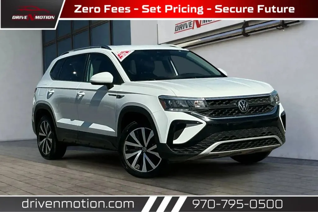 White 2023 Volkswagen Taos SE Sport Utility 4D for sale in Greeley, CO