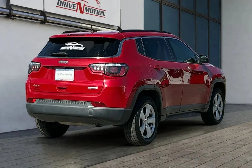 More photos of 2018 Jeep Compass Latitude Sport Utility 4D at Drive N-Motion Greeley, CO