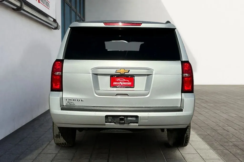 More photos of 2018 Chevrolet Tahoe LT Sport Utility 4D at Drive N-Motion Greeley, CO