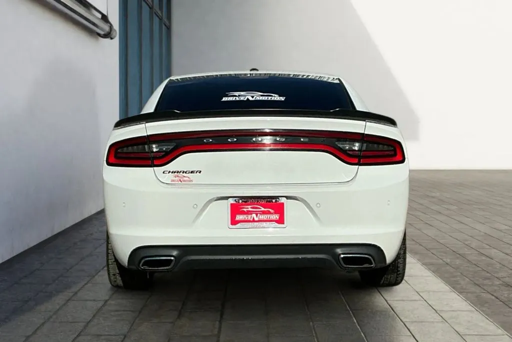 More photos of 2017 Dodge Charger SE Sedan 4D at Drive N-Motion Greeley, CO